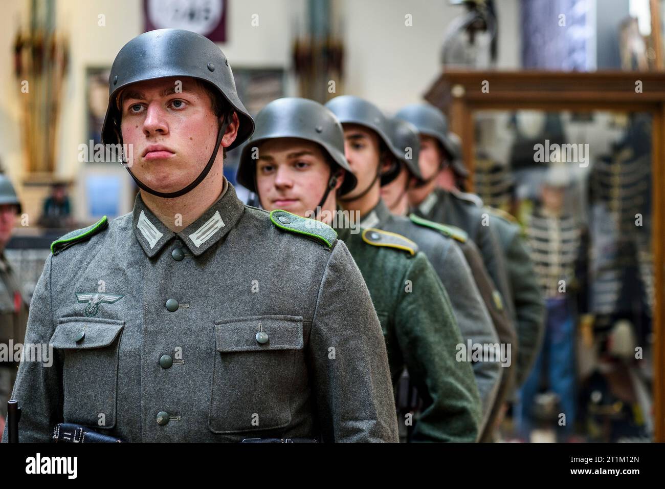 Historische Rekonstruktion verschiedener Epochen der Geschichte, Besuche, besondere Veranstaltungen zum 100-jährigen Jubiläum des Königlichen Militärmuseums in Bru Stockfoto