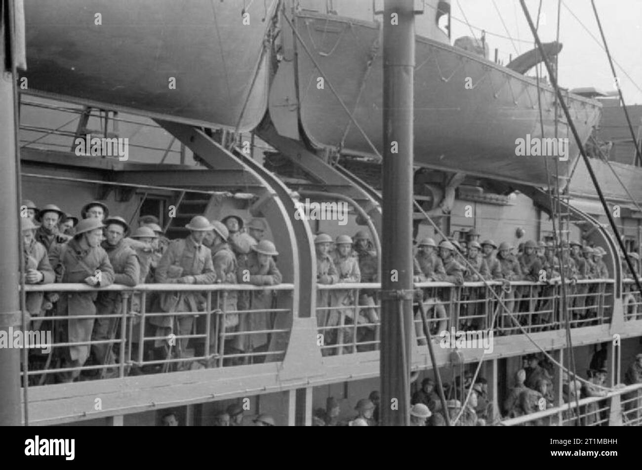 Die britische Armee in Norwegen April - Juni 1940 Truppen aus Namsos evakuiert in Scapa Flow, Mai 1940 ankommen. Stockfoto