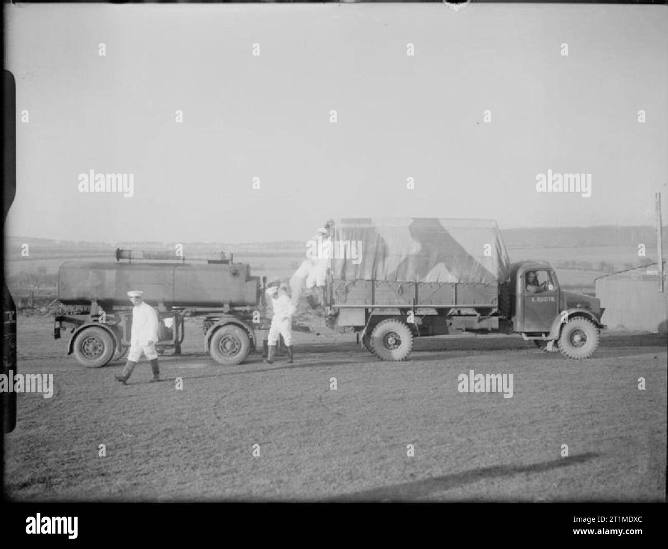 Die britische Armee im Vereinigten Königreich 1939-45 eine mobile Bäckerei Lkw und Anhänger an Aldershot, 19. Dezember 1940. Stockfoto