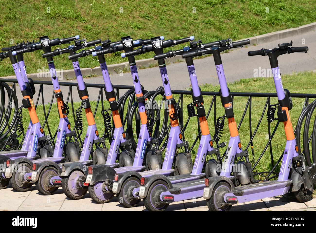 Moskau, Russland - 4. August 2023 Kurzzeitvermietung für einen Elektroroller Urent Stockfoto