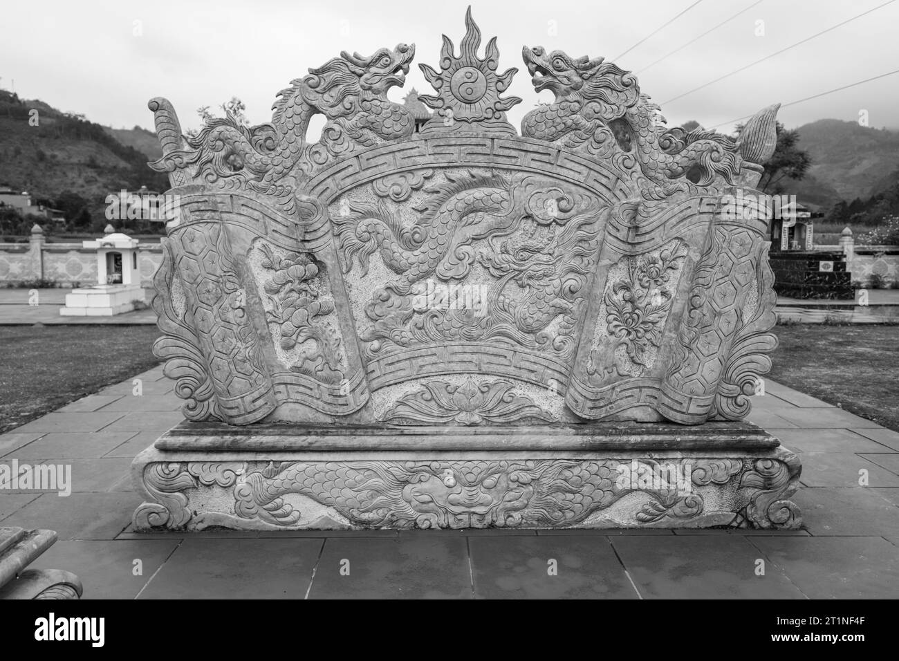 Friedhof in der Nähe von Bac Ha, Provinz Lao Cai, Vietnam. Grabmarkierung. Stockfoto