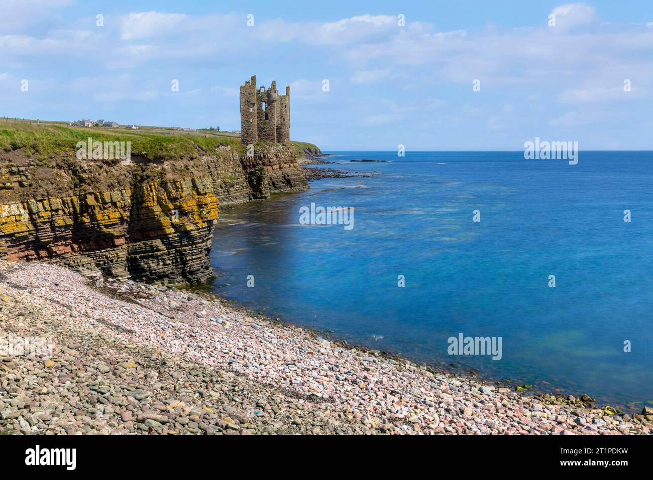 Old Keiss Castle ist eine Ruine aus dem 15. Jahrhundert in Keiss, Highland, Schottland. Stockfoto