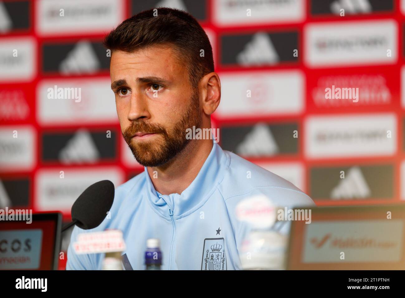 Oslo 20231014.Spaniens Torhüter Unai Simón während der Pressekonferenz im Ullevaal-Stadion vor der EM-Qualifikation gegen Norwegen am Sonntag, den 15. Oktober. Foto: Frederik Ringnes / NTB Stockfoto