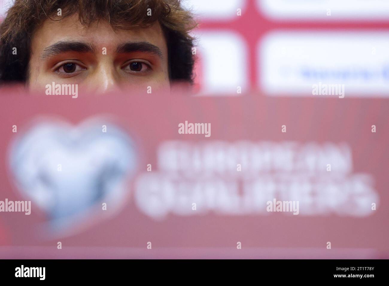 Zenica, Bosnien Und Herzegowina. Oktober 2023. Joao Felix, Mitglied der portugiesischen Fußballnationalmannschaft, bei der Pressekonferenz der portugiesischen Fußballnationalmannschaft vor dem Spiel gegen die Nationalmannschaft von Bosnien und Herzegowina am 15. Oktober 2023 in Zenica, Bosnien und Herzegowina. Foto: Armin Durgut/PIXSELL Credit: Pixsell/Alamy Live News Stockfoto