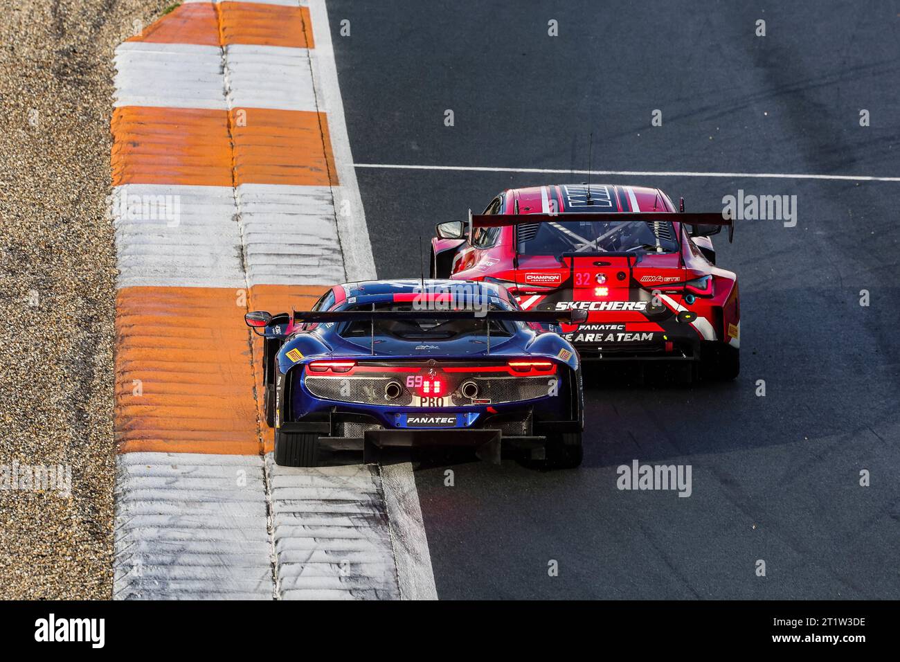 Zandvoort, Niederlande. Oktober 2023. 69 COSTA Albert ESP, VERMEULEN Thierry NED, Emil Frey Racing Ferrari 296 GT3, Action während der GT World Challenge Europe Powered by AWS 2023, vom 13. Bis 15. Oktober 2023 auf dem Zandvoort Circuit, in Zandvoort, Niederlande - Foto Grégory Lenormand/DPPI Credit: DPPI Media/Alamy Live News Credit: DPPI Media/Alamy Live News Stockfoto