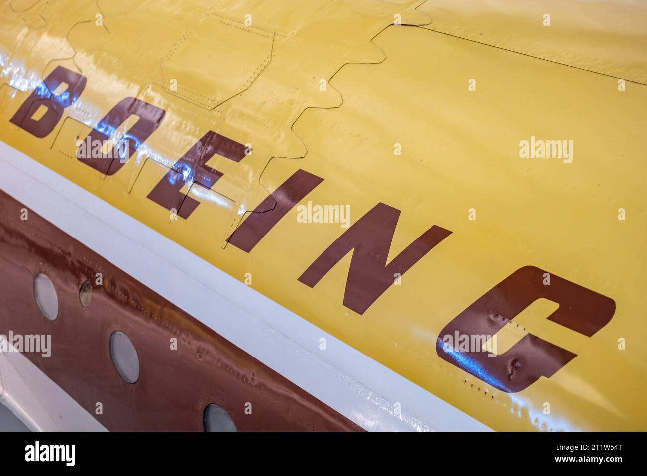 Chantilly, VA - 14. 10. 2023: Boeing-Schablone eines alten Passagierflugzeugs Stockfoto