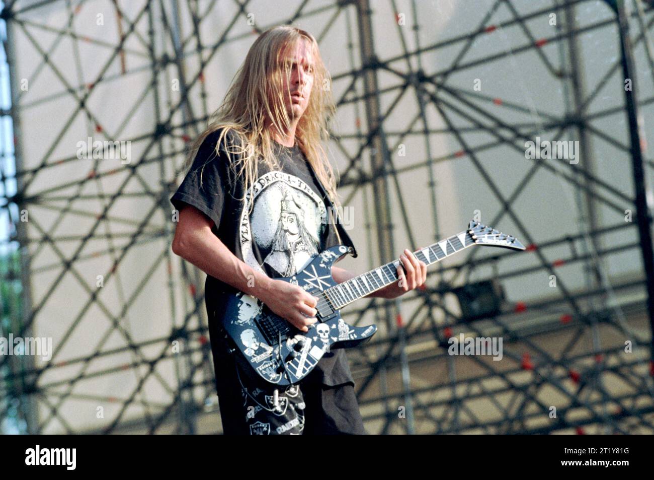 Mailand Italien 10. 07. 1996 : der Gitarrist Jeff Hanneman von der Slayer-Band während des Konzerts im Acquatica Park Stockfoto