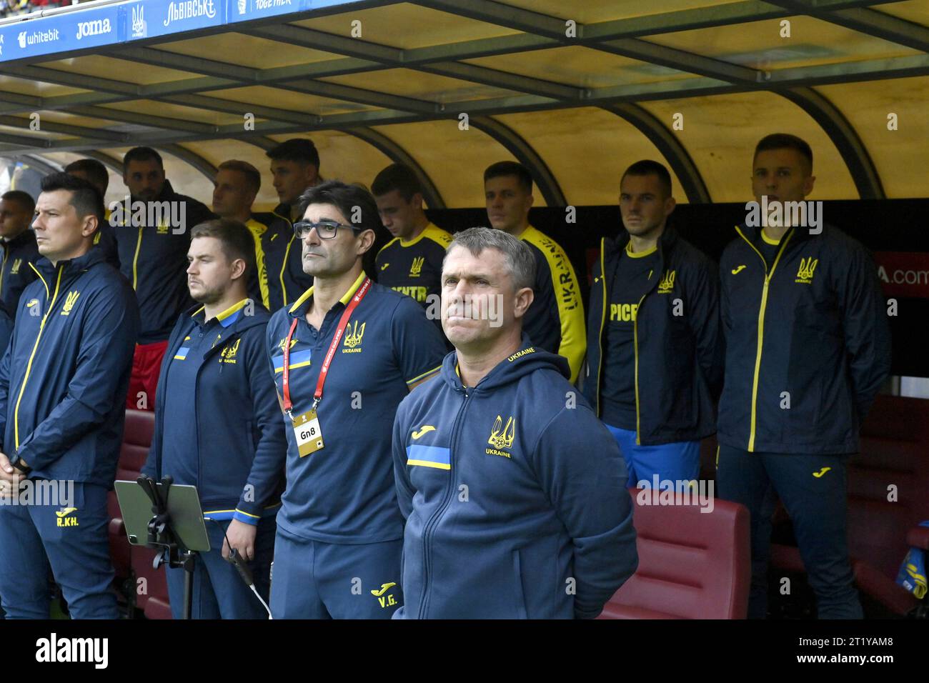 Nicht exklusiv PRAG, TSCHECHIEN 14. OKTOBER 2023 der Cheftrainer