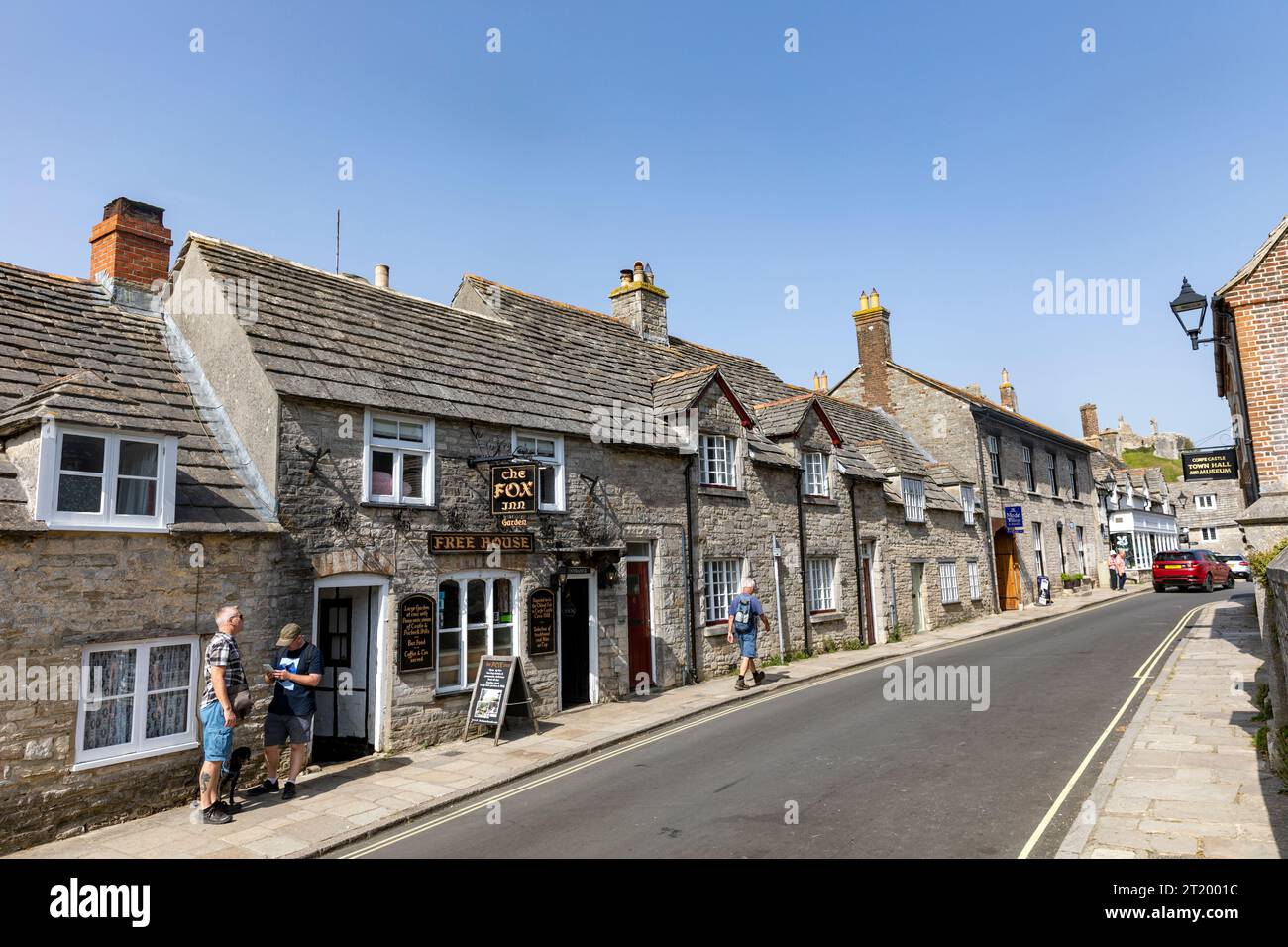 Corfe Castle Dorset, The Fox Inn Pub und Restaurant in der West Street in diesem Dorf in Dorset, England, Großbritannien, september 2023 Stockfoto