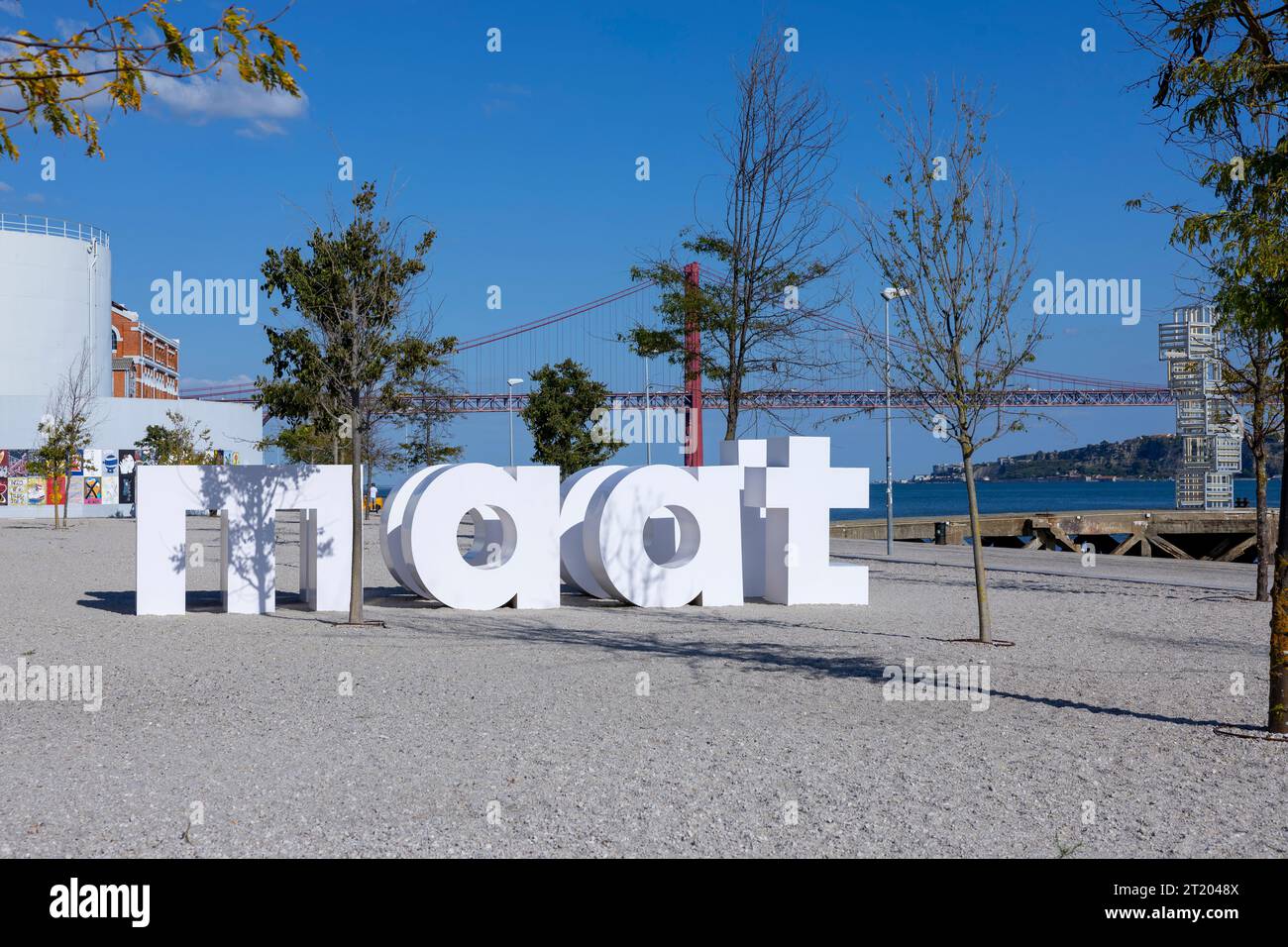 Lisboa, Portugal - 19.09.2023: Das MAAT - Museum für Kunst, Architektur und Technologie in der Stadt Lissabon, Portugal Stockfoto