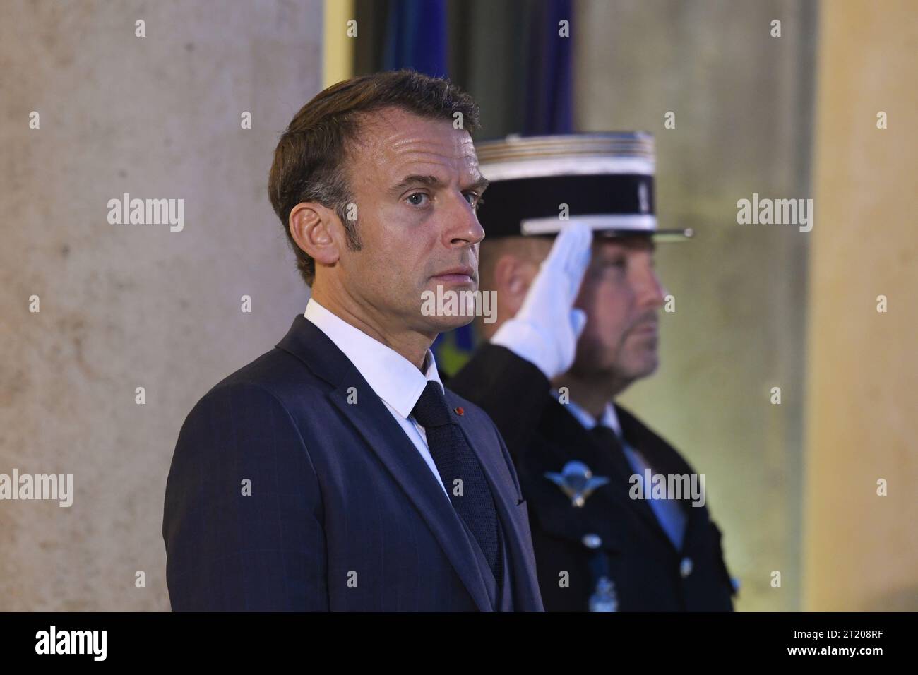 Paris, Frankreich. Oktober 2023. Treffen zwischen Präsident Emmanuel Macron und dem irischen Regierungschef Leo Varadkar am 15. Oktober 2023 im Elysee in Paris, Frankreich. (Foto: Lionel Urban/SIPA USA) Credit: SIPA USA/Alamy Live News Stockfoto