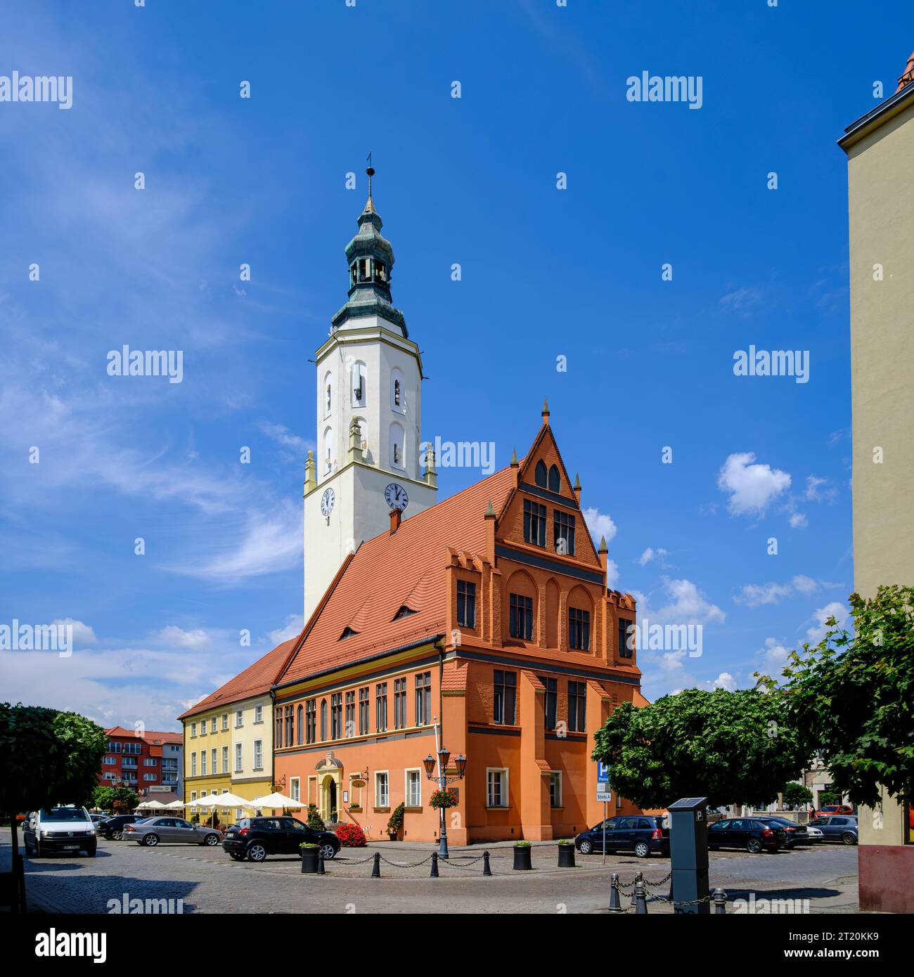 Historisches Rathaus aus Gotik und Renaissance auf dem Ring (Marktplatz) von Namyslow (Namslau), Woiwodschaft Oppeln, Polen. Stockfoto