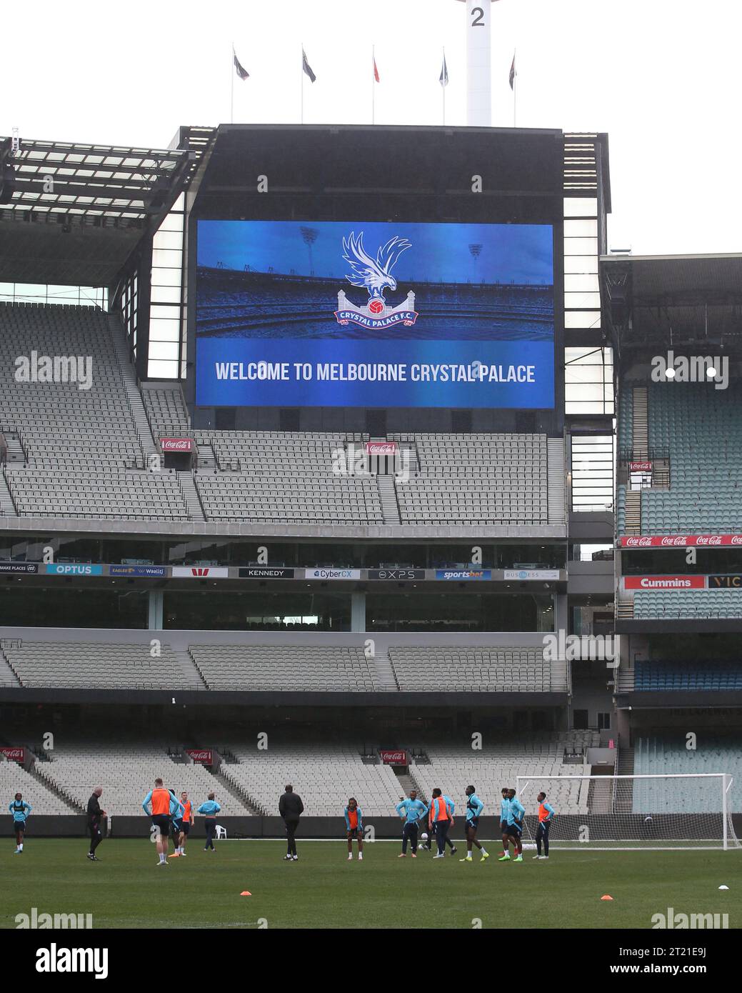 Crystal Palace Spieler während des Pre-Match Trainings für das Spiel Crystal Palace gegen Manchester United am 19. Juli 2022 im MCG. - Crystal Palace Pre Match Training, Crystal Palace gegen Manchester United, MCG Stadium, Melbourne. - 18. Juli 2022 nur für redaktionelle Zwecke Stockfoto