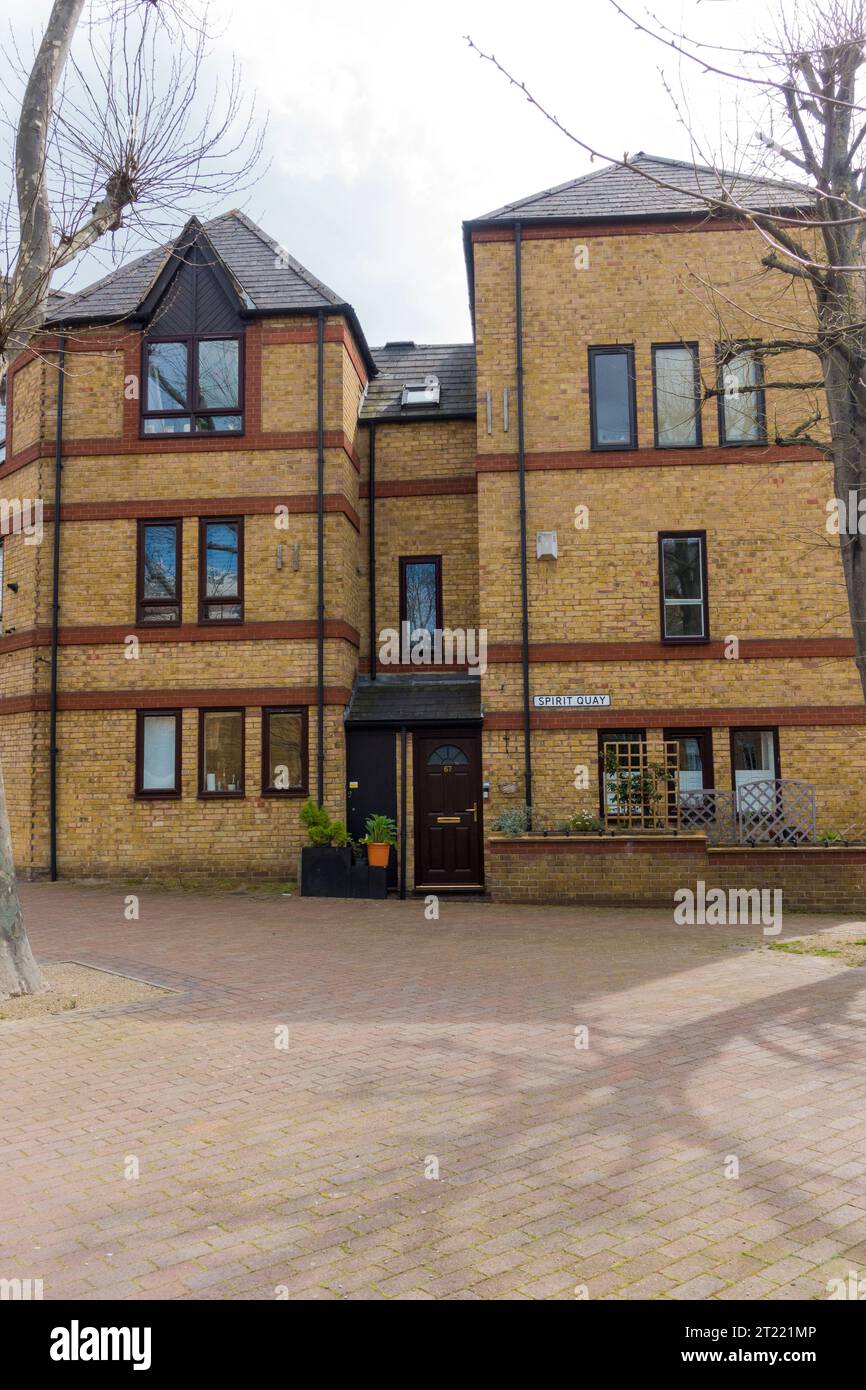 Häuser am Spirit Quay im Londoner Stadtteil Wapping Stockfoto