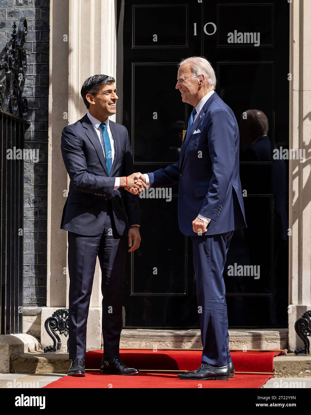 Präsident Joe Biden trifft sich am Montag, 10. Juli 2023 in London, England, mit Rishi Sunak, Premierminister des Vereinigten Königreichs Großbritannien und Nordirland, in der Downing Street 10. Stockfoto