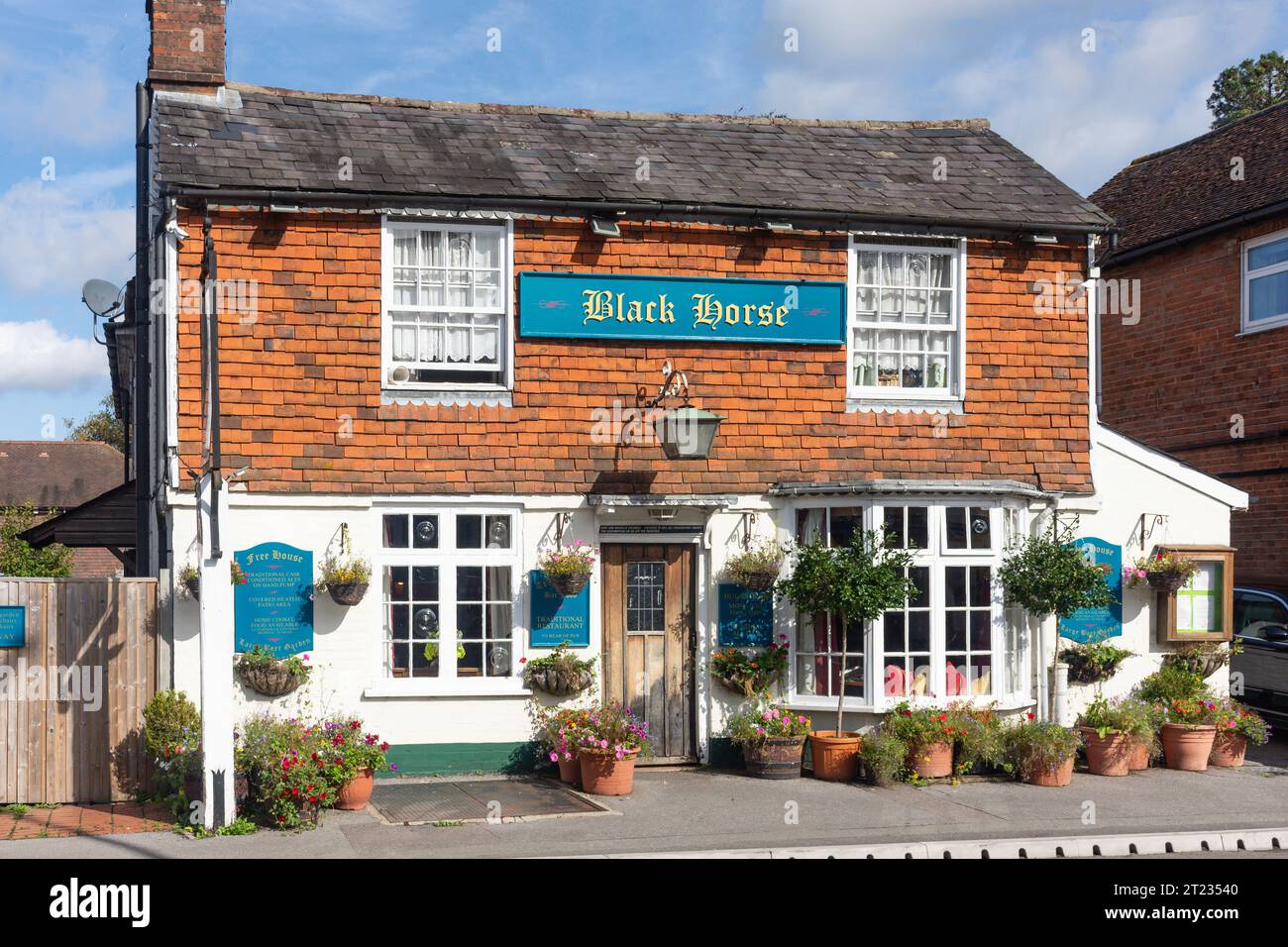 The Black Horse Pub, High Street, Pembury, Kent, England, Vereinigtes Königreich Stockfoto