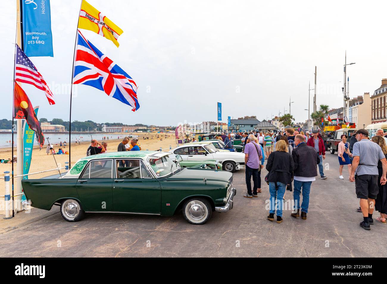 Dorset Car Club Veranstaltung mit Oldtimern und Fahrzeugen auf Weymouth Promenade, Dorset, England, 2023 Stockfoto