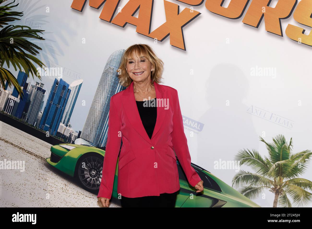 Paris, Frankreich. Oktober 2023. Marie-Anne Chazel nimmt am 16. Oktober 2023 im Le Grand Rex in Paris, Frankreich, an der 3 JOURS MAX Premiere von Tarek Boudali Teil. Quelle: Bernard Menigault/Alamy Live News Stockfoto