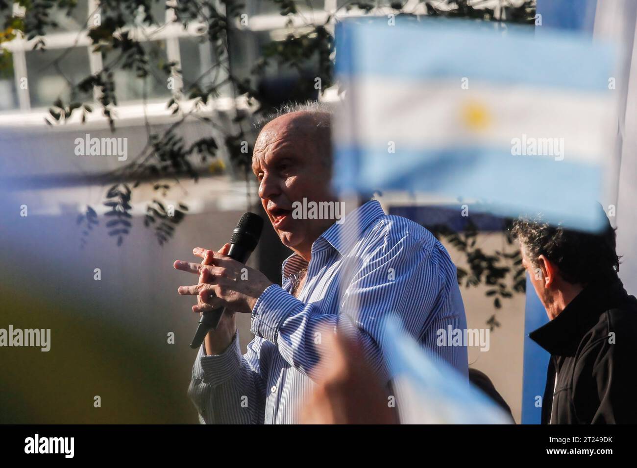 Barrancas De Belgrano, Argentinien. Oktober 2023. Horacio Larreta spricht während der ersten Abschlusszeremonie von Patricia Bullrichs Wahlkampf. Erste Beendigung des Wahlkampfes von Patricia Bullrich vor den argentinischen Präsidentschaftswahlen am 22. Oktober 2023. (Foto: Cristobal Basaure Araya/SOPA Images/SIPA USA) Credit: SIPA USA/Alamy Live News Stockfoto