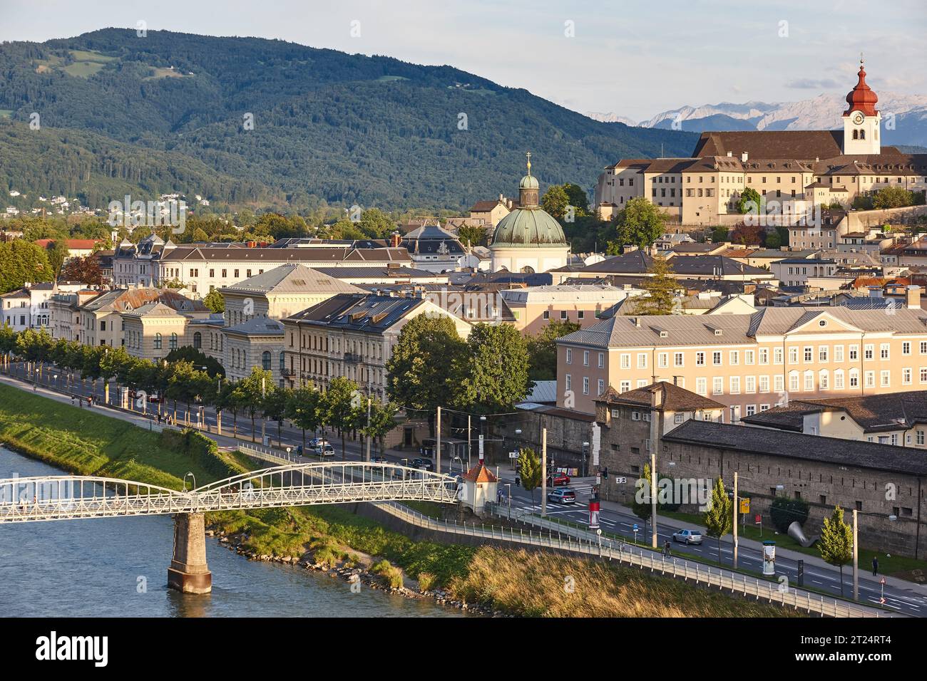 Kloster Nonnberg und Salzach. Salzburg. Weltkulturerbe. Österreich Stockfoto