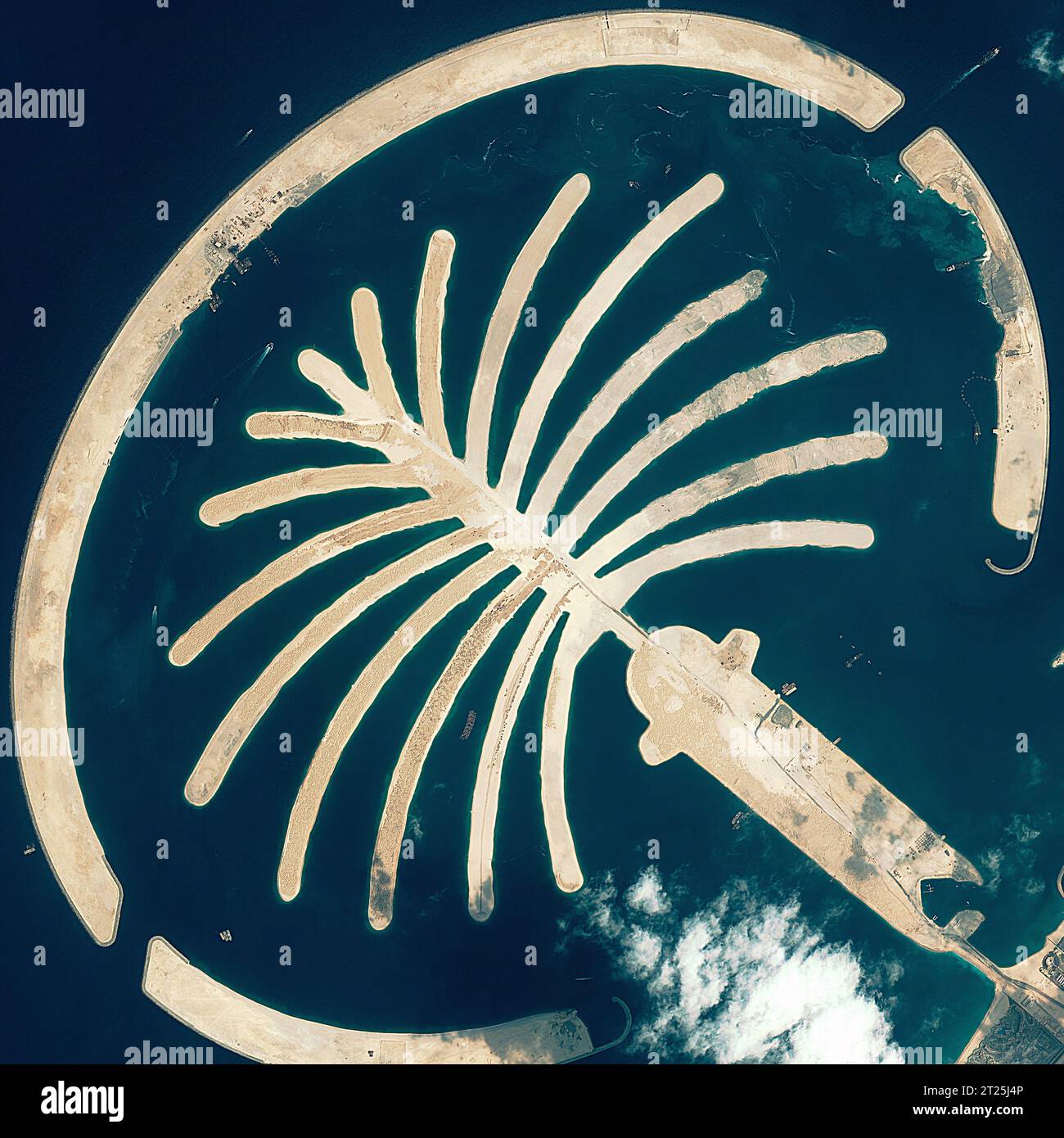 Reise, Meer und Luft von Palm Tree in Dubai für Urlaub, Urlaub und Resort Ziel. Architektur, Geographie und Satellit, Draufsicht und Stockfoto