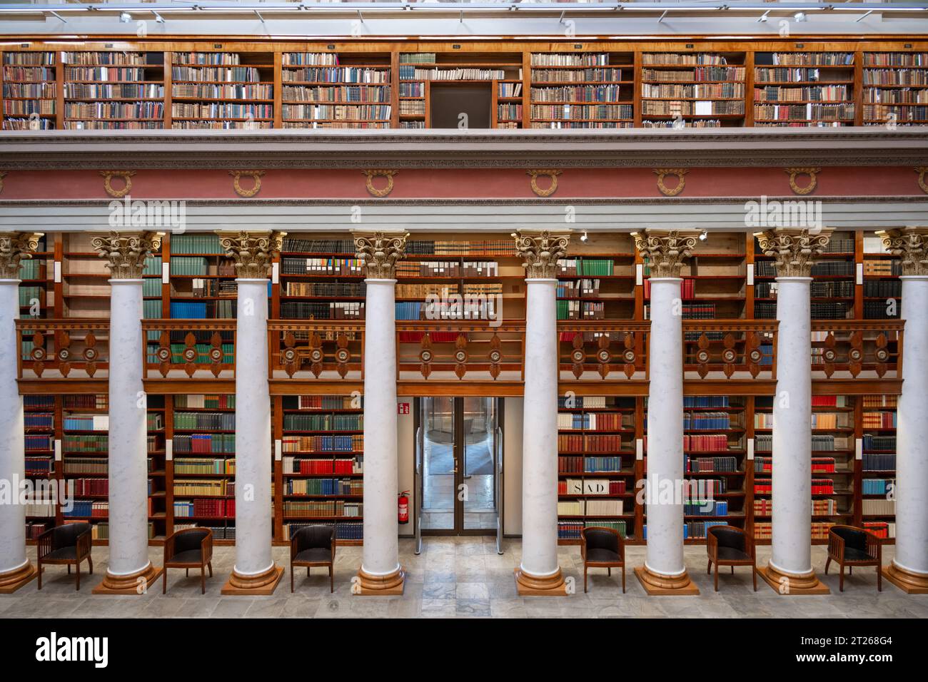 Die Kuppelhalle, Nationalbibliothek Kansalliskirjasto, Helsinki, Finnland Stockfoto