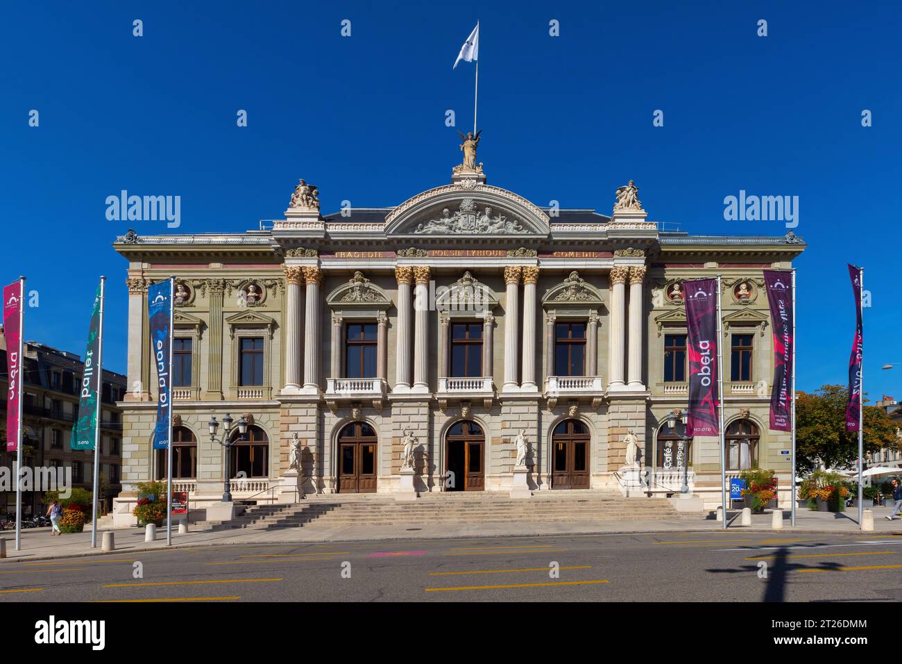 Das Grand Théâtre de Genève befindet sich am Place Neuve in Genf. Es ist ein 1876 offiziell eröffnetes Opernhaus. Kanton Genf, Schweiz. Stockfoto