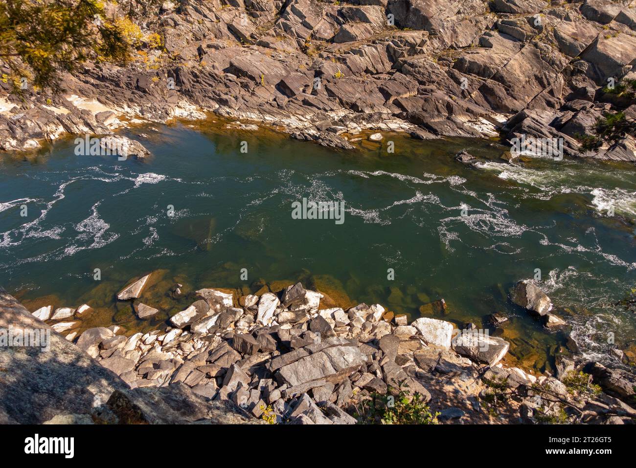 GREAT FALLS PARK, VIRGINIA, USA – Mather Gorge, Potomac River bei Great Falls. Stockfoto