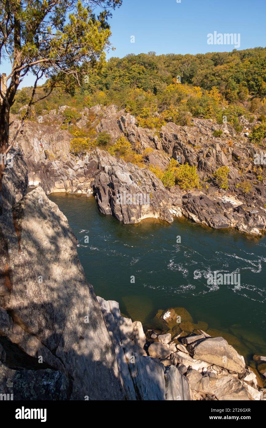 GREAT FALLS PARK, VIRGINIA, USA – Mather Gorge, Potomac River bei Great Falls. Stockfoto