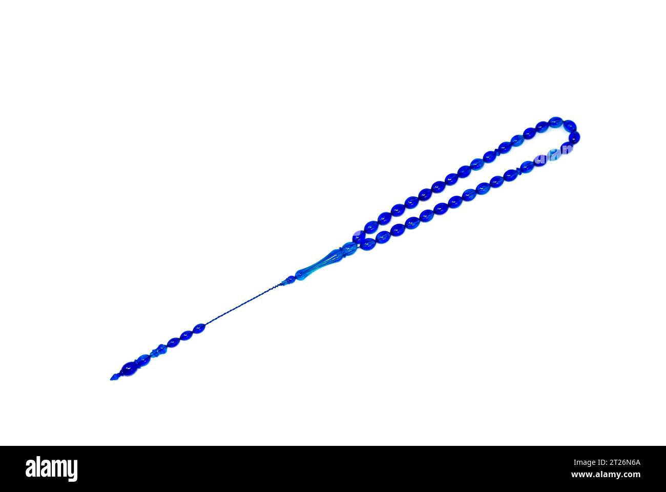 Bleu Tespih mit weißem Hintergrund. Stockfoto