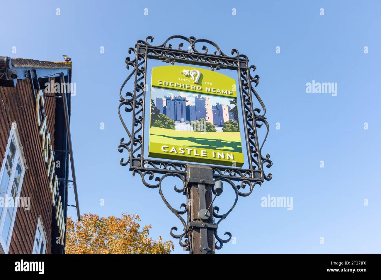 Pub-Schild, The Castle Inn, Main Street, Bodiam, East Sussex, England, Vereinigtes Königreich Stockfoto