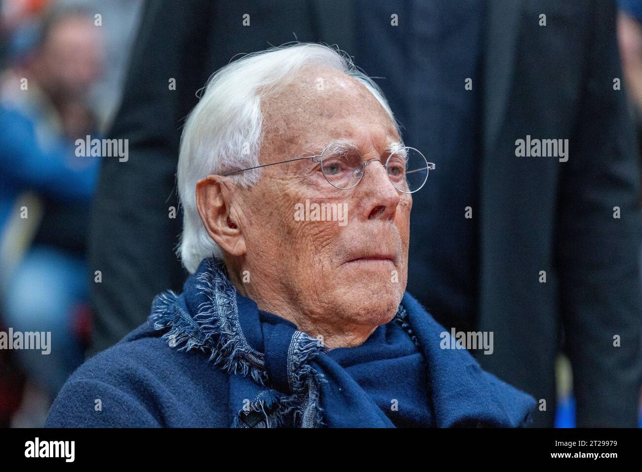 Olimpia Milano - Olympiakos euroleague Basket 2023-2024 - Mailand 17 oktober 2013 - auf dem Foto- giorgio armani nimmt am Spiel Teil Credit: Kines Milano/Alamy Live News Stockfoto