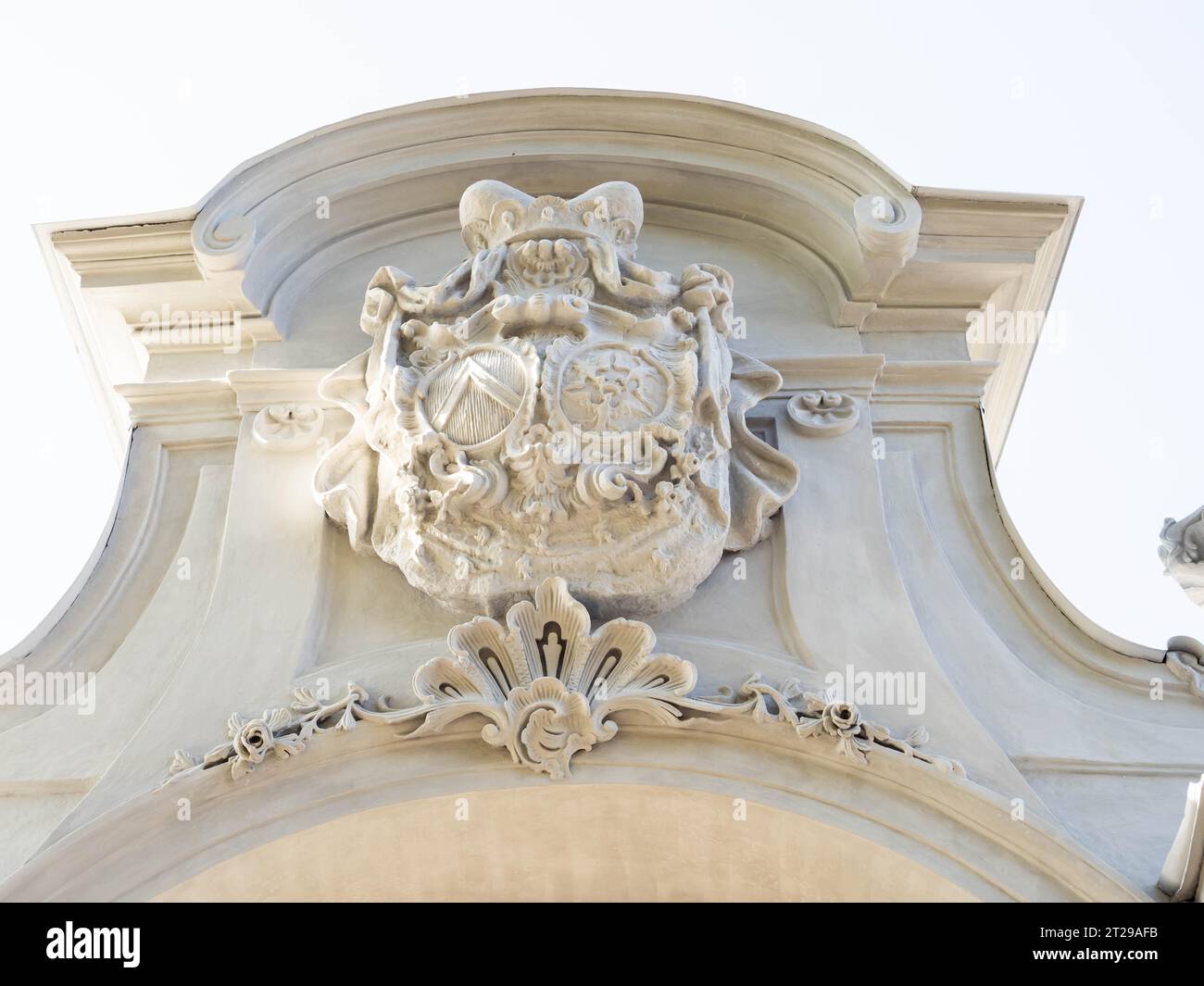 Wappen, verzierte Stuckarbeiten, Eingang zum Schloss Eggenberg, Graz, Steiermark, Österreich Stockfoto