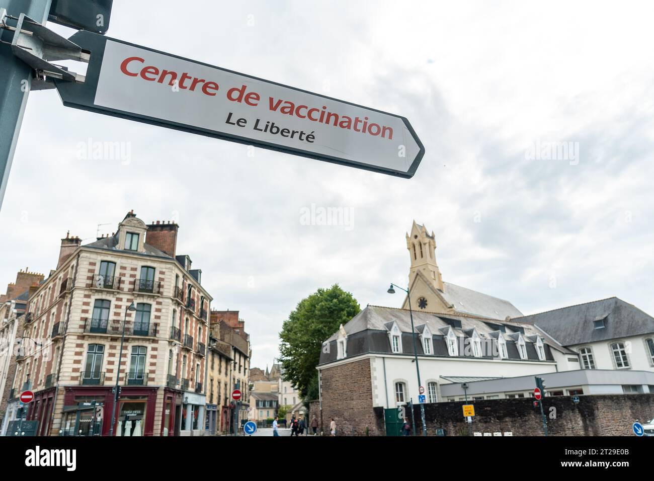 Schild für das Impfzentrum in Rennes Stockfoto