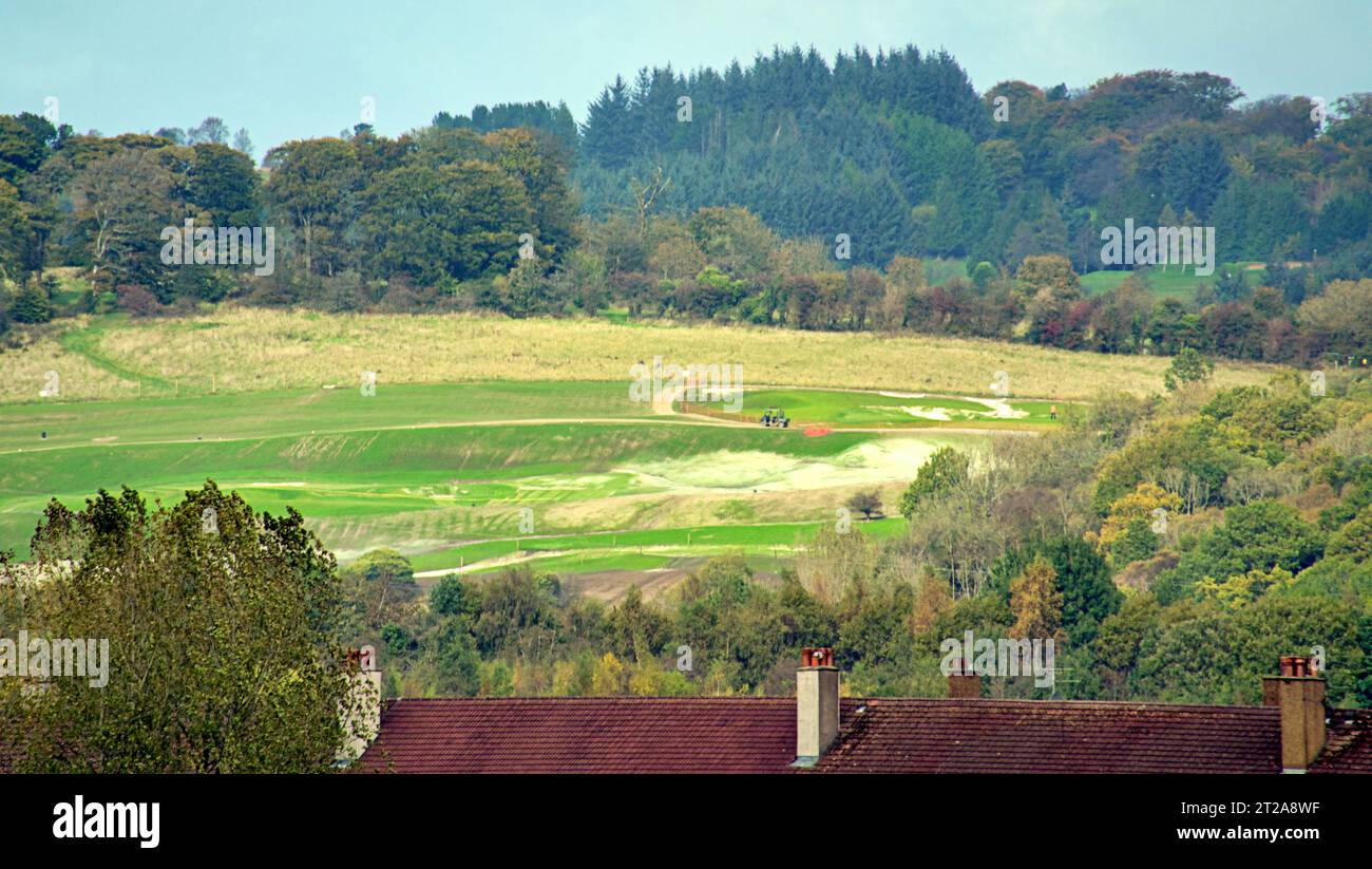 Glasgow, Schottland, Großbritannien. Oktober 2023. Antonine Wall am historischen castlehill Fort in der Nähe der Trommelkapelle und berühmt für Hexen und Druiden, die für Wohngebäude und einen Golfplatz umgebaut werden. Die Entwickler Keppiedesign und bearsden Golf Club sehen die Gelegenheit, die Linie der Mauer zu verschließen. Credit Gerard Ferry/Alamy Live News Stockfoto