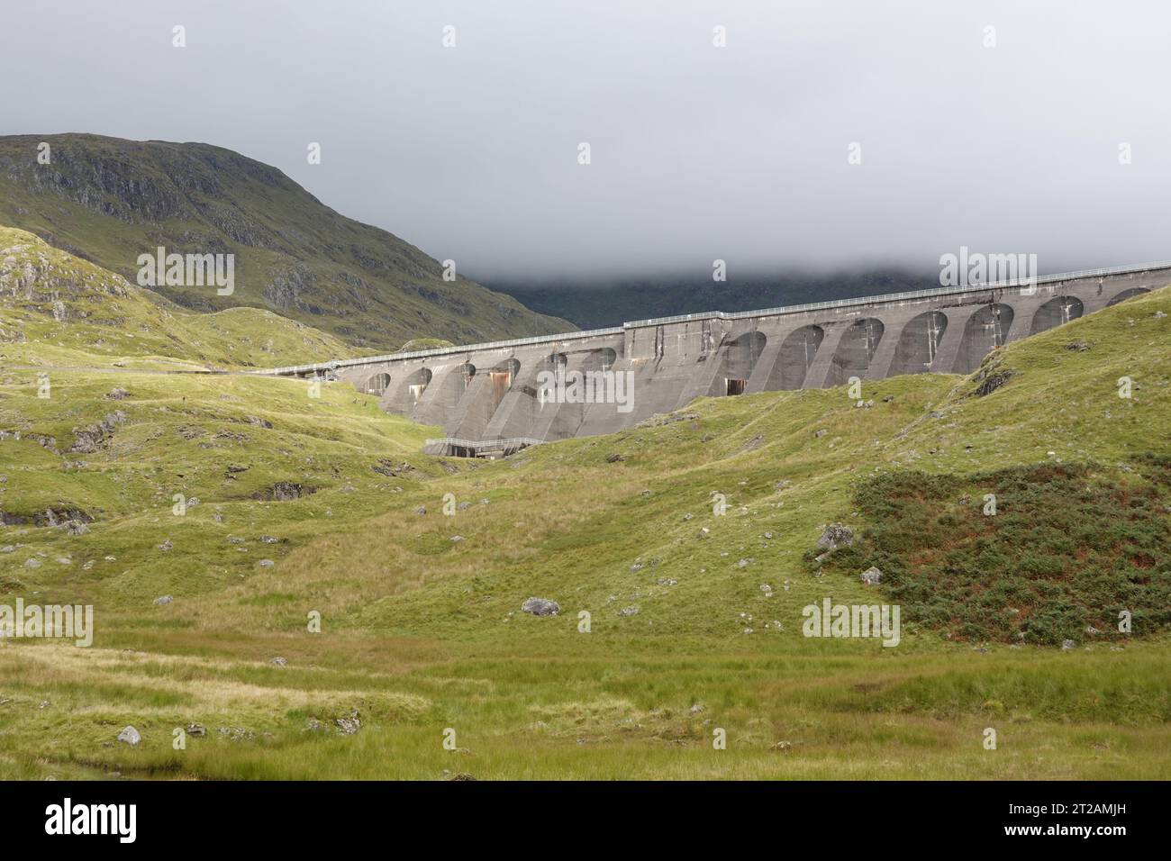 Cruachan Dam am Cruachan Reservoir unterhalb des Munro Mountain Ben Cruachan, Scottish Highlands, Schottland Stockfoto