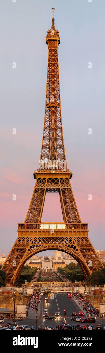 Eiffelturm, Paris, Frankreich, Europa, Sonnenuntergang, hochauflösendes Bild für Poster oder Ausdrucke Stockfoto
