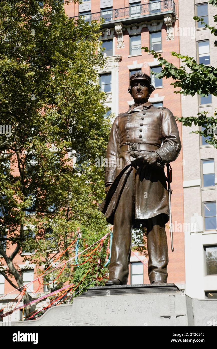 Admiral Farragut Monument ist eine Bronzestatue im Freien im Madison Square Park, New York City, 2023, USA Stockfoto