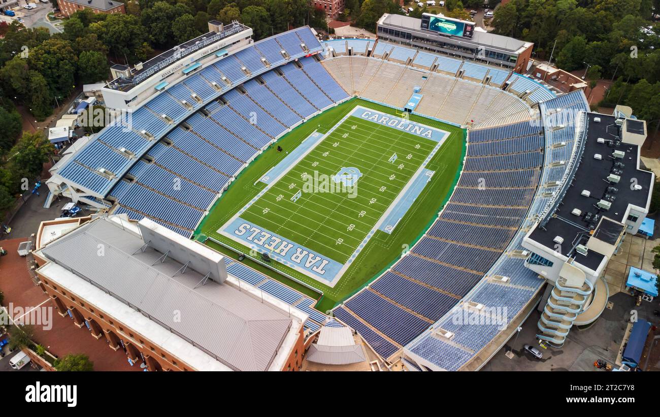 Chapel Hill, NC - 6. Oktober 2023: Kenan Stadium, Heimstadion der University of North Carolina Tar Heels. Stockfoto
