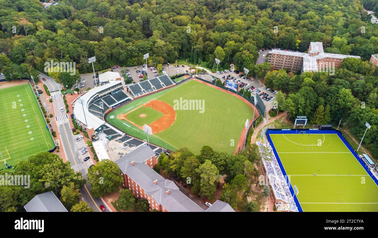 Chapel Hill, NC - 6. Oktober 2023: Bryson Field im Boshamer Stadium, Heimstadion des Tar Heels Baseball-Teams der University of North Carolina. Stockfoto