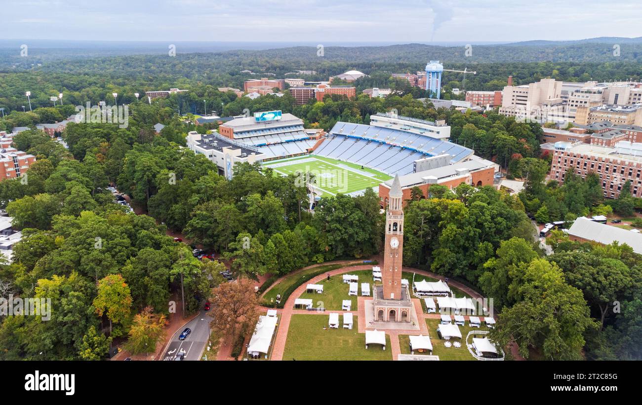 Chapel Hill, NC - 6. Oktober 2023: Kenan Stadium, Heimstadion der University of North Carolina Tar Heels. Stockfoto