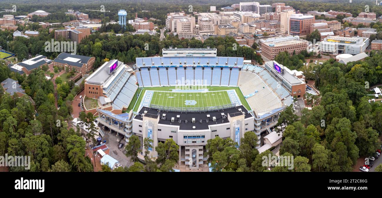 Chapel Hill, NC - 6. Oktober 2023: Kenan Stadium, Heimstadion der University of North Carolina Tar Heels. Stockfoto