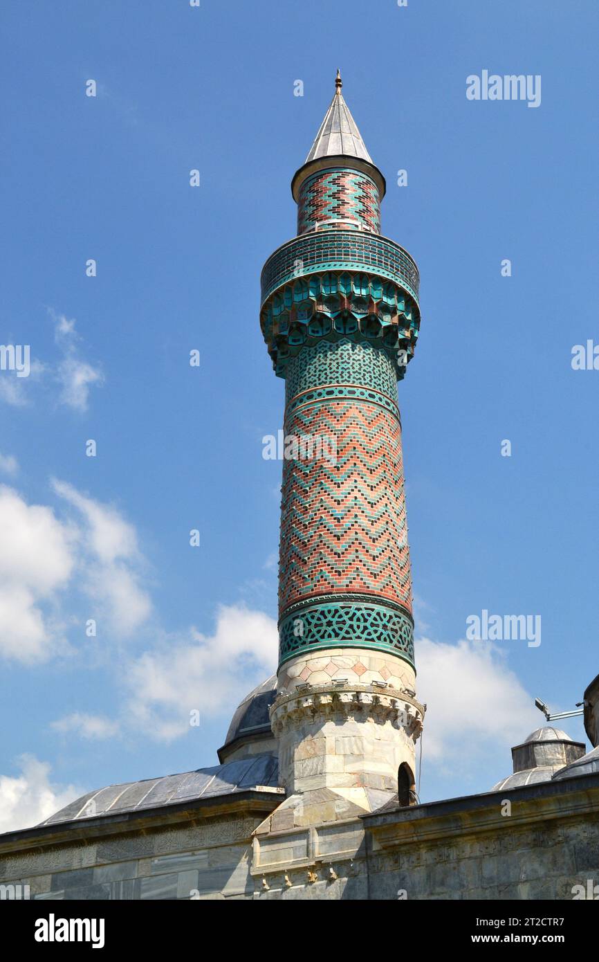 Yesil Cami (engl. „Grüne Moschee“) in Iznik, Türkei (antike Stadt Nicäa oder Nicea). Gebaut in 1392 n. Chr. Frühe Beispiele für osmanische türkische Architektur. Stockfoto