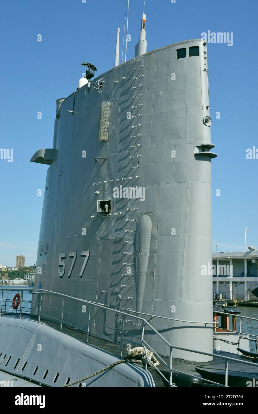 Das USS Crower U-Boot at the Sea, Air & Space Museum ist ein Museum der amerikanischen maritimen und militärischen Geschichte in New York City Stockfoto