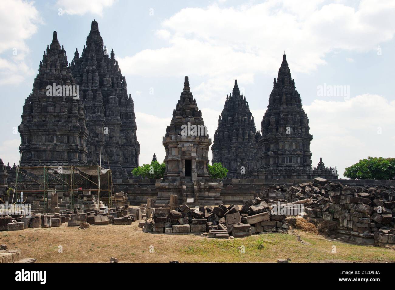 Prambanan Tempel - ein alter hinduistischer Tempelkomplex Stockfoto