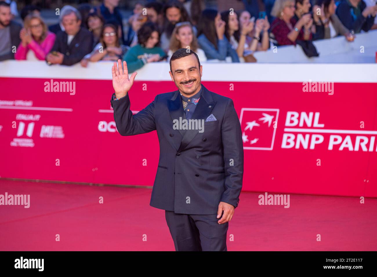 18. Oktober 2023, Rom, Italien: Schauspieler Francesco Di Leva besucht den roten Teppich der Eröffnungsnacht der 18. Ausgabe des Filmfestivals in Rom am 18. Oktober 2023 (Credit Image: © Matteo Nardone/Pacific Press via ZUMA Press Wire) NUR ZUR REDAKTIONELLEN VERWENDUNG! Nicht für kommerzielle ZWECKE! Stockfoto