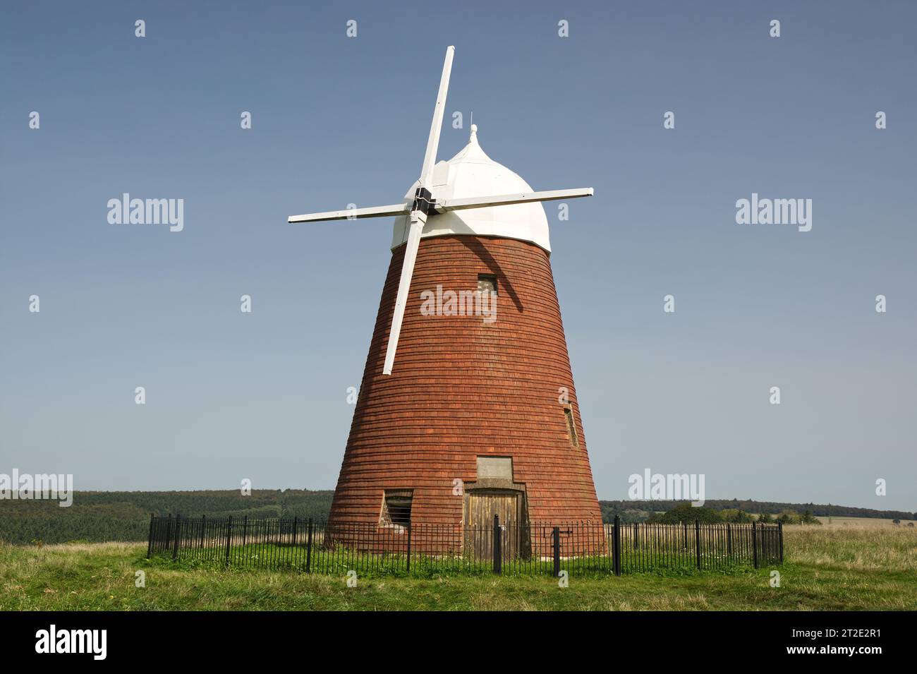 Halnaker Mill, alte Windmühle in der Nähe von Chichester in West Sussex, England Stockfoto