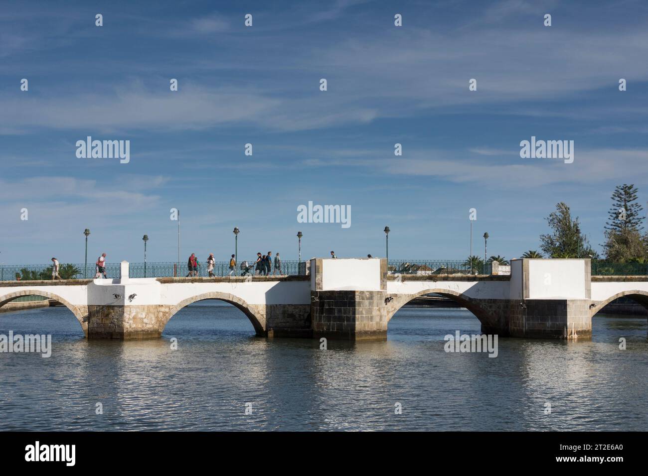 Ponte Romana (Römische Brücke), Tavira, Algarve, Portugal, Europa Stockfoto