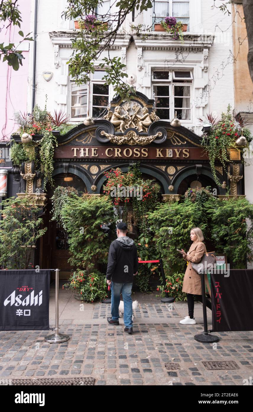 The Cross Keys Public House, Endell Street, Covent Garden, London, WC2, England, Großbritannien Stockfoto