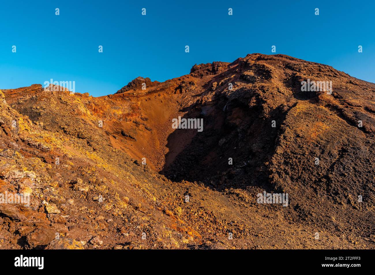 Krater des Vulkans Teneguia von der Route der Vulkane, La Palma Insel, Kanarische Inseln. Spanien Stockfoto